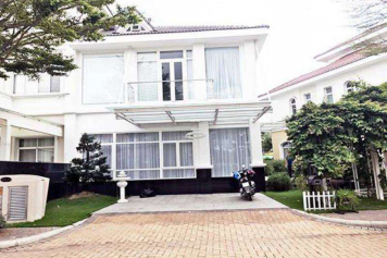 Luxury villa in Chateau Compound Phu My Hung Ho Chi Minh city for rent