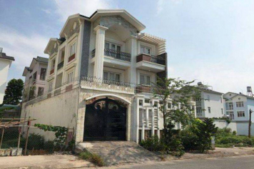Nice villa for rent in Binh Thanh district Duong Truc street