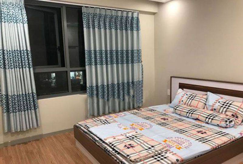 Cheap apartment for rent in The Gold View on Ben Van Don street district 4