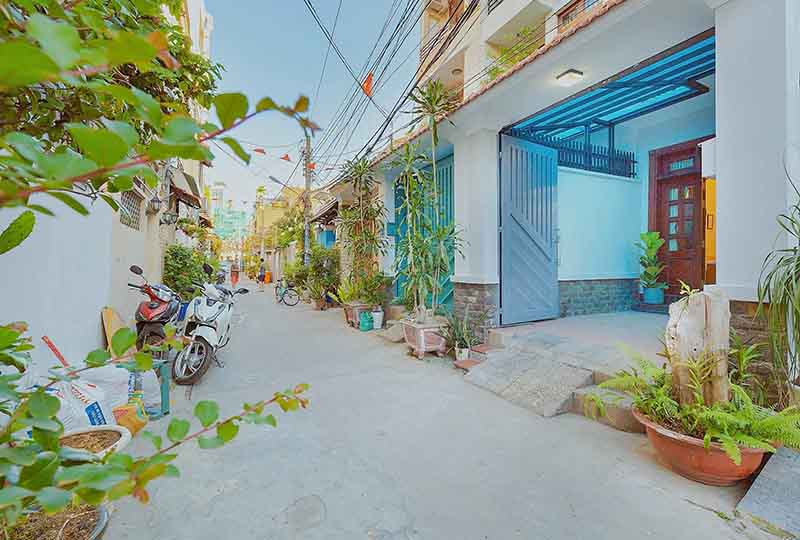 Nice House for rent in Thao Dien District 2 with Oakwood furniture
