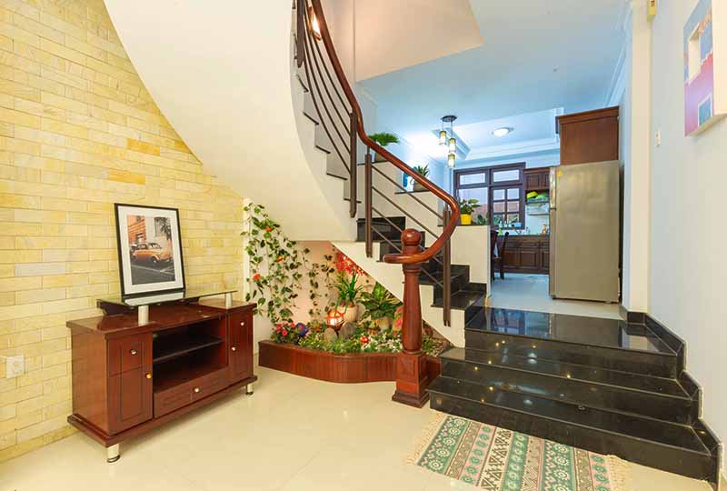 Nice House for rent in Thao Dien District 2 with Oakwood furniture