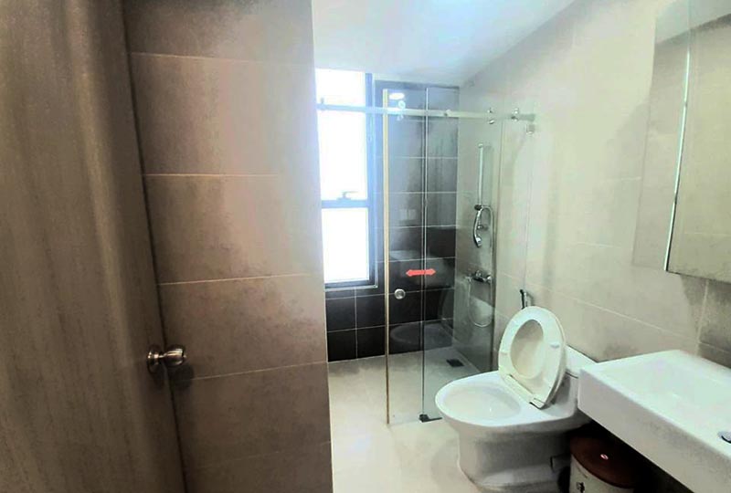 Three bedrooms apartment for lease on ICON 56 Building District 4