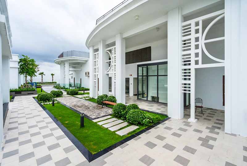 Cozy apartment for lease in District 4 - Saigon Royal Residence