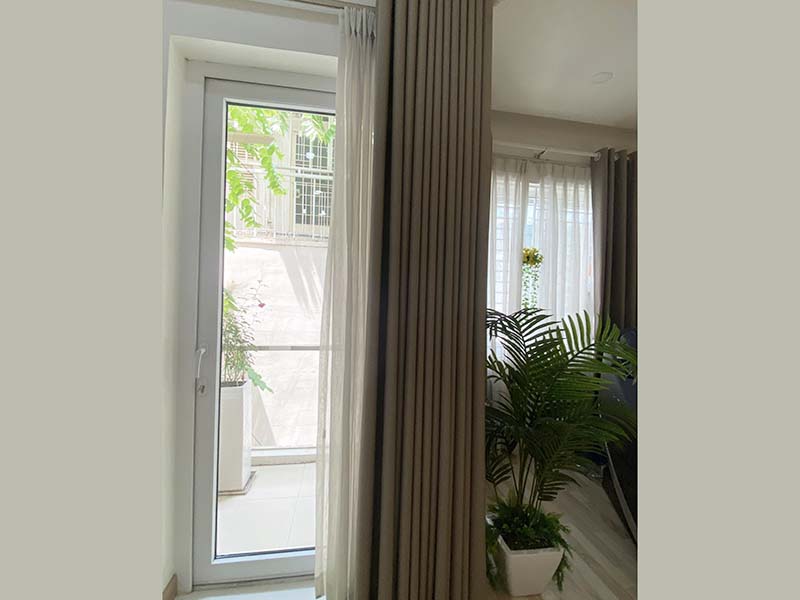 Modern house for rent in District 4 Ho Chi Minh City next to District 1