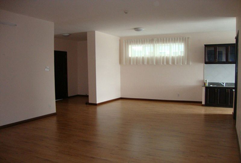Unfurnished Apartment for rent in Copac Square Ton Dan street District 4 - Rental:  750USD