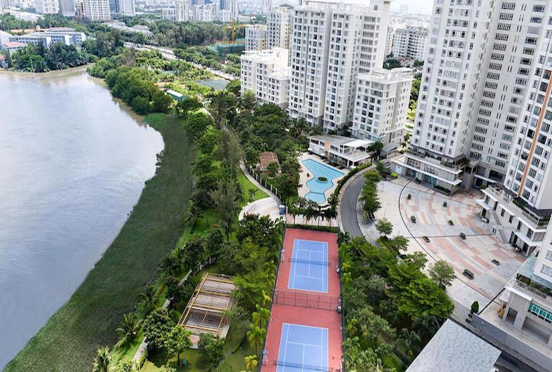 Three bedroom apartment in Riverside Residence district 7 for rent