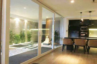 Three Bedroom apartment in Happy Valley Phu My Hung District 7 for rent