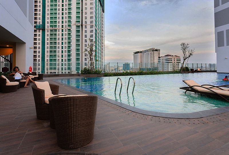 Two bedroom apartment  in Saigon for rent  River Gate building district 4