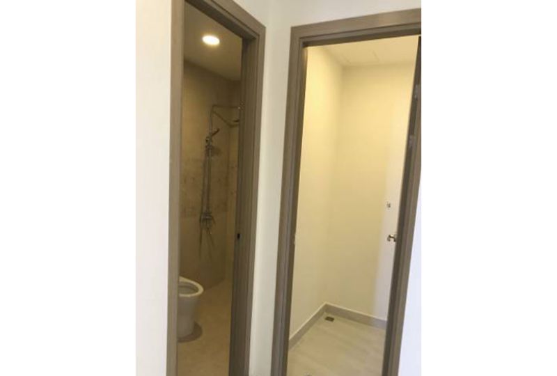 Unfurnished apartment for rent in Riva Park district 4