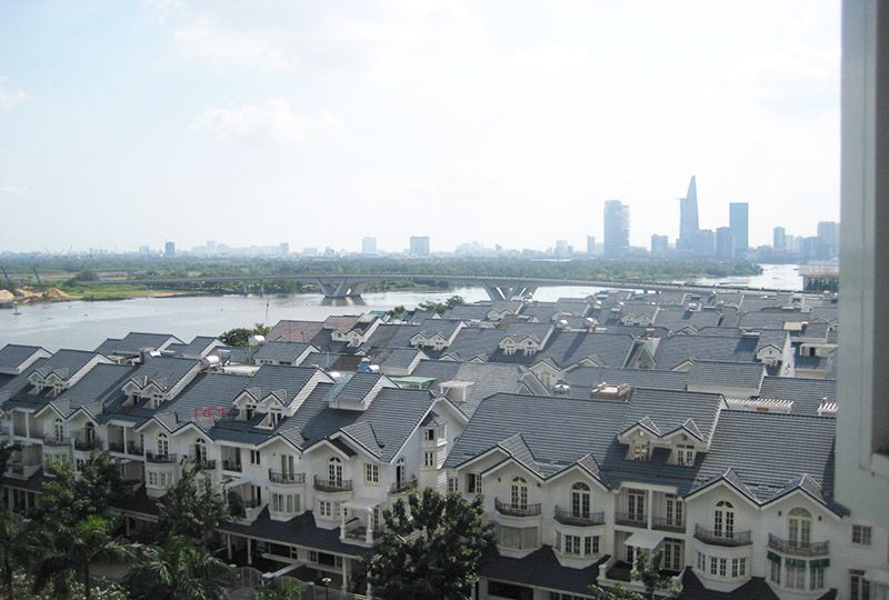 Two bedroom apartment for lease on Saigon Pearl, Binh Thanh District . Just 5 minutes to district 1.