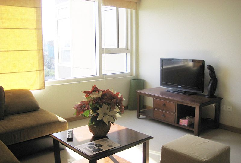 Two bedroom apartment for lease on Saigon Pearl, Binh Thanh District . Just 5 minutes to district 1.