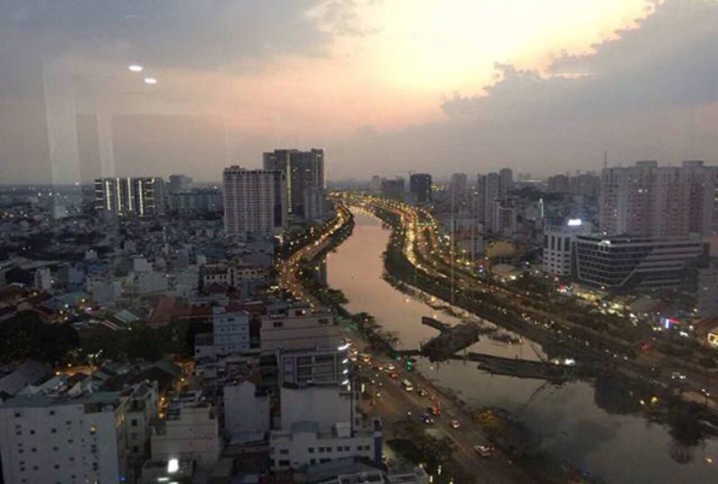 Two bedroom apartment for rent in River Gate Ben Van Don street district 4