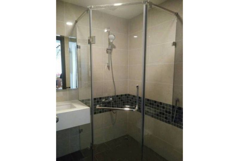 Luxury apartment in The Tresor Ben Van Don street district 4 for rent