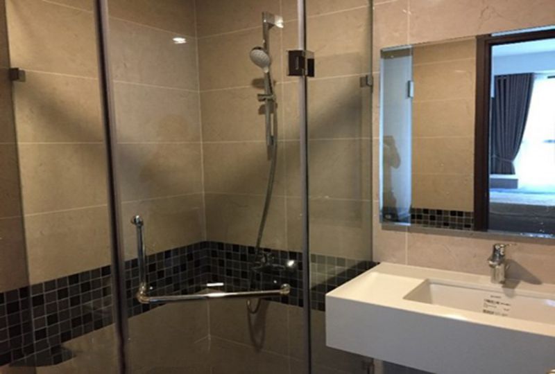 The Tresor apartment for rent on Ben Van Don street district 4
