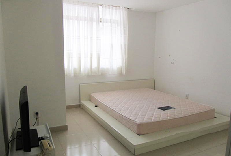 One bedroom apartment for rent in Screc Tower building Truong Sa street District 3