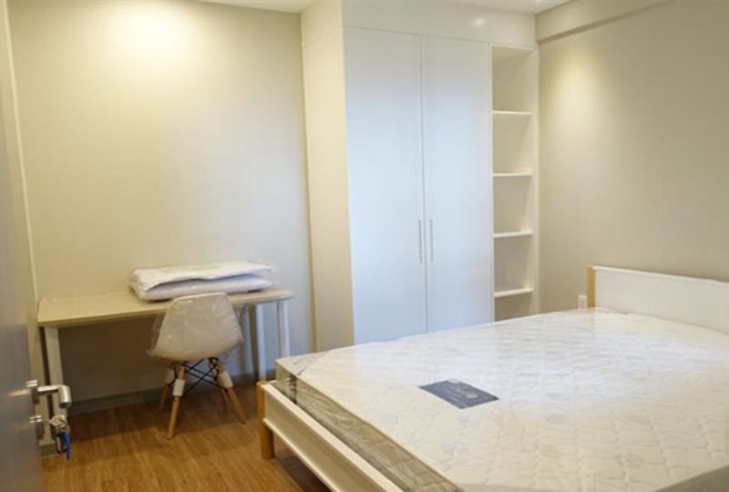 Nice apartment for lease in Ben Van Don street Gold View in district 4