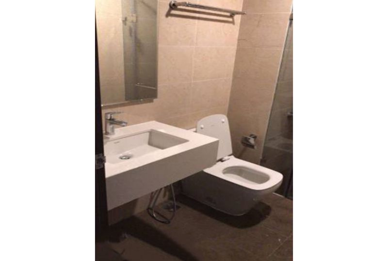 New Tresor apartment on Ben Van Don street for rent in Saigon - district 4