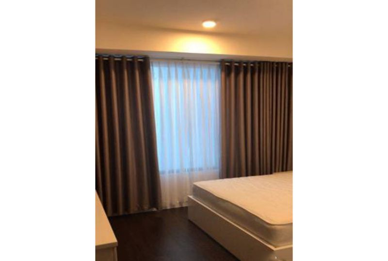 New Tresor apartment on Ben Van Don street for rent in Saigon - district 4