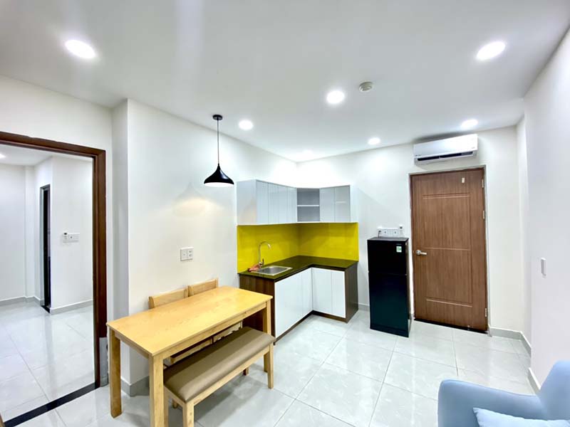 Bright rooftop serviced apartment for rent on Nguyen Van Dau Street Binh Thanh District. 2