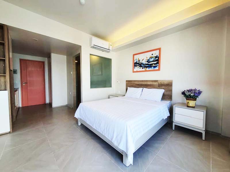 Bright studio serviced apartment renting in District 7 South Saigon City 10