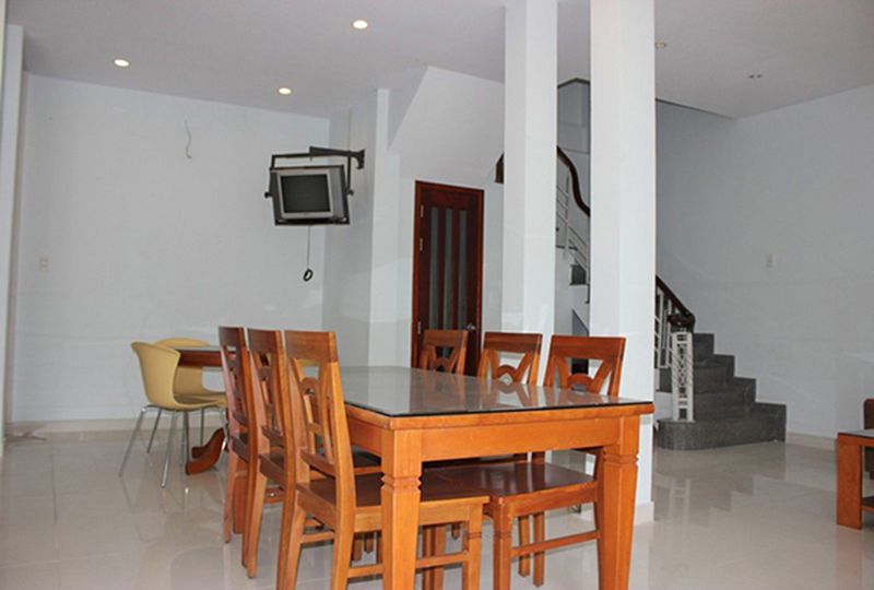 Cheap house in Thao Dien area District 2 for rent 13