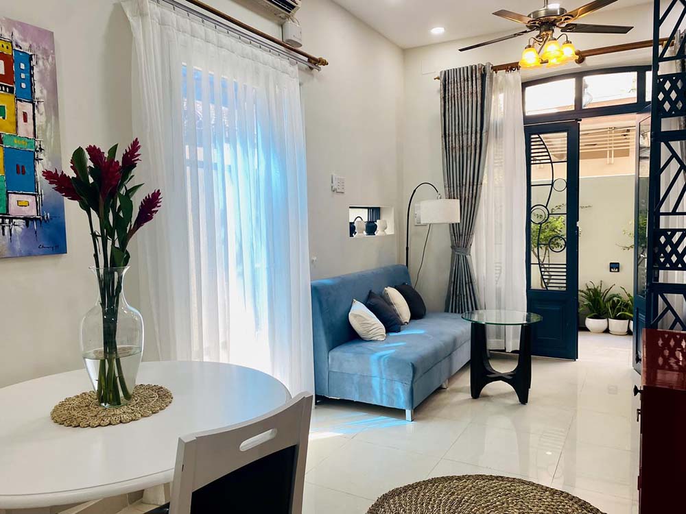 Cozy serviced apartment for rent on Nguyen Van Lac Street, Binh Thanh District 11