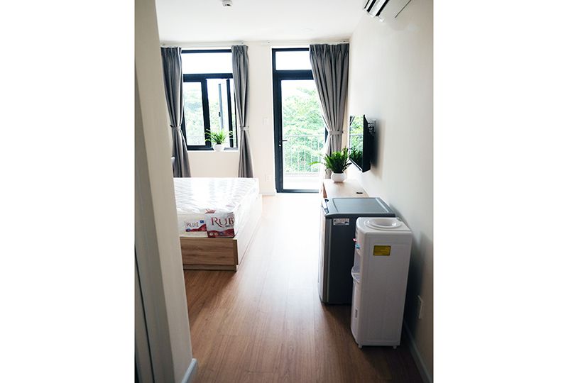 Elegant Serviced apartment in That Son street district 10 for rent 2