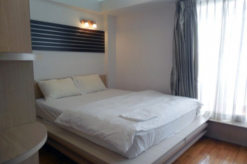 Elegant Serviced apartment on Hoa Tra street , Phan Xich Long area, Phu Nhuan district for rent .