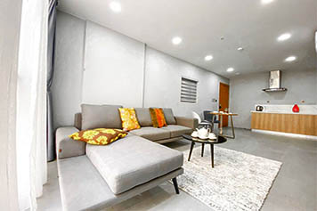 Modern serviced apartment renting in Phu Nhuan District Saigon City Center