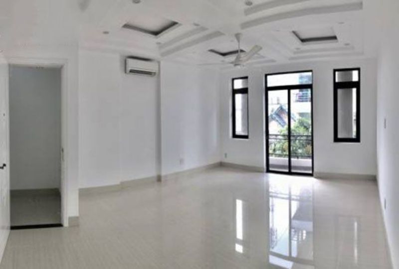 New house for rent in district 4 Ho Chi Minh city Nguyen Tat Thanh street 8