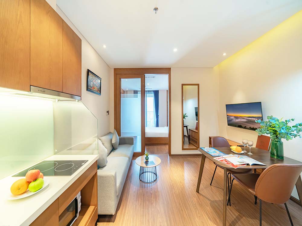 Nice serviced apartment for rent in Phu Nhuan District Saigon Nguyen Van Troi Street 1