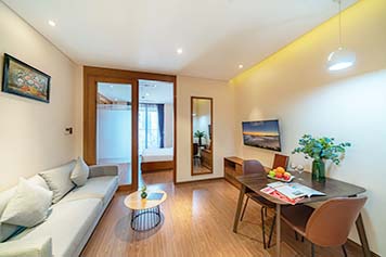 Nice serviced apartment for rent in Phu Nhuan District Saigon Nguyen Van Troi Street