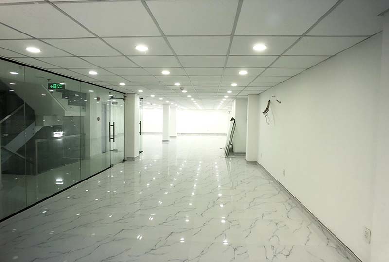 Office for lease on Nguyen Duy Street Binh Thanh District HCMC 18