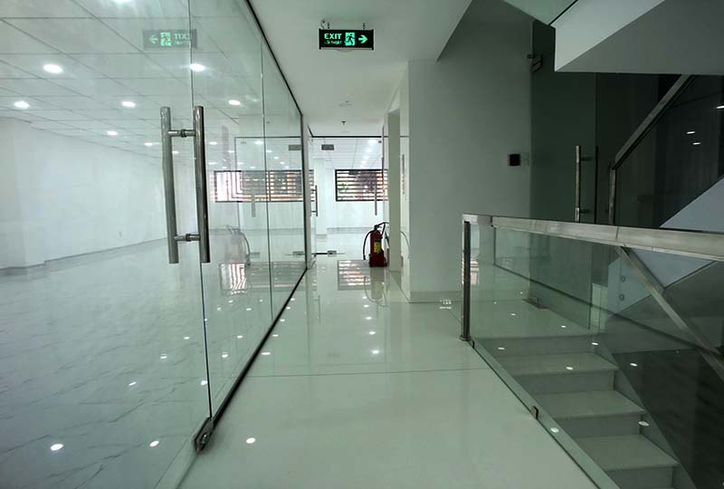 Office for lease on Nguyen Duy Street Binh Thanh District HCMC 11