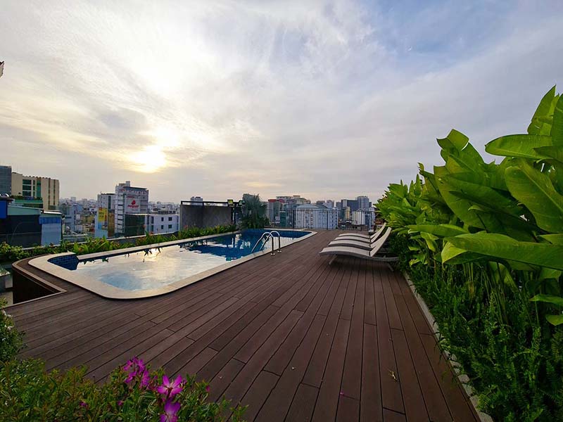 One bedroom serviced apartment condo for lease in Phu Nhuan District Nguyen Van Troi Street 18