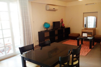 1 bedroom serviced apartment on Huynh Van Banh st Phu Nhuan for rent