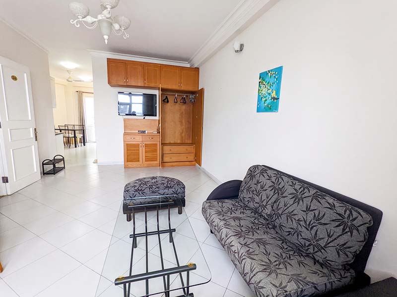 Spacious and windy serviced apartment renting in Binh Thanh District next to the Zoo 2