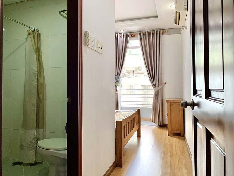 Spacious serviced apartment for rent nearby Ben Thanh Market Le Lai Street 9
