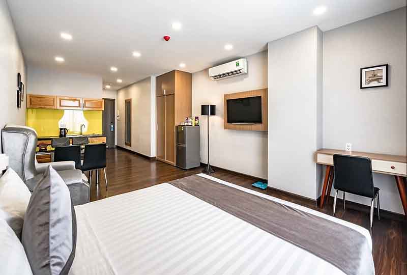 Studio Serviced apartment in District 3 for lease in Saigon Center
