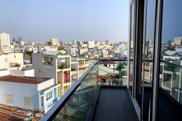 2 bedroom serviced apartment for rent on Nguyen Van Troi street, district 3