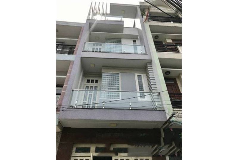 Unfurnished House on Nguyen Phuc Chu street Tan Binh district for rent 5