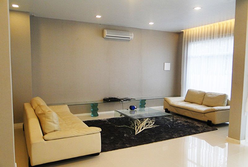 Villa for lease in My Van compound Phu My Hung resident area, District 7: 2800 1