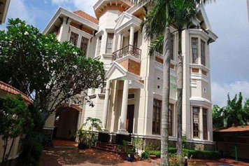 Villa for rent on Nguyen Van Huong street District 2 - Rental : 6000USD