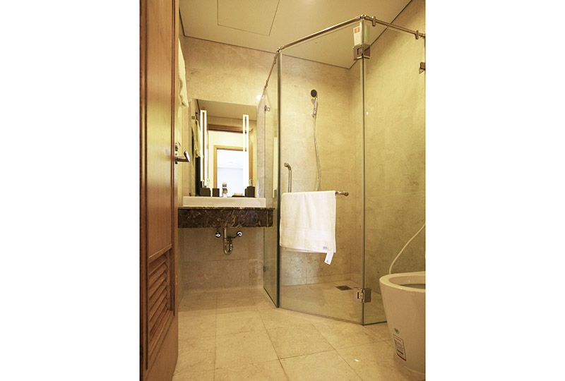 Three bedroom serviced apartment for rent in Saigon Pavillon District 3 .