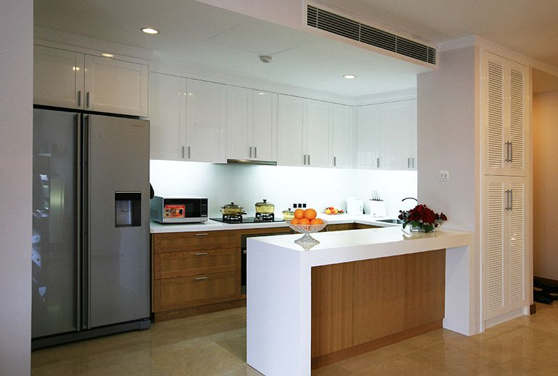 Three bedroom serviced apartment for rent in Saigon Pavillon District 3 .