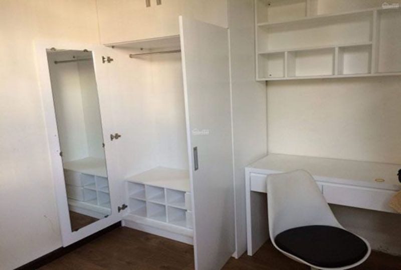 Local apartment for rent in district 1 Luu Van Lang street Ho Chi Minh city