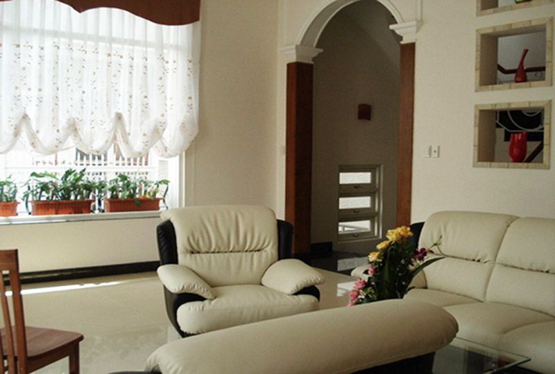 Nice villa located at Thao Dien Compound in District 2 now available for rent .