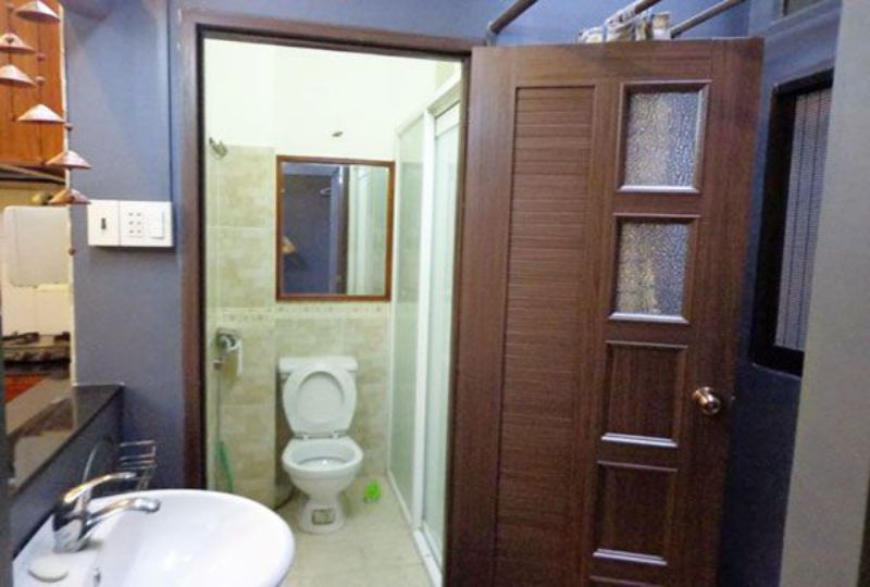 Nice serviced apartment for rent in district 10 Ho Chi Minh city Ba Vi street