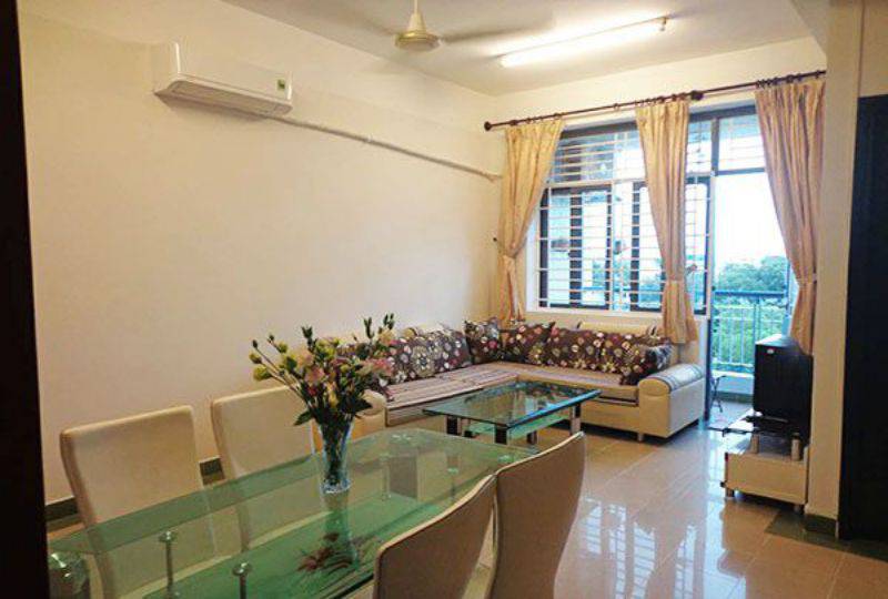 Airy apartment for rent in district 10 Ho Chi Minh city Ba Thang Hai street