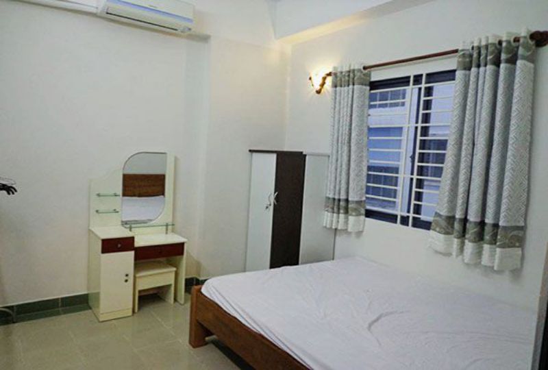 Airy apartment for rent in district 10 Ho Chi Minh city Ba Thang Hai street